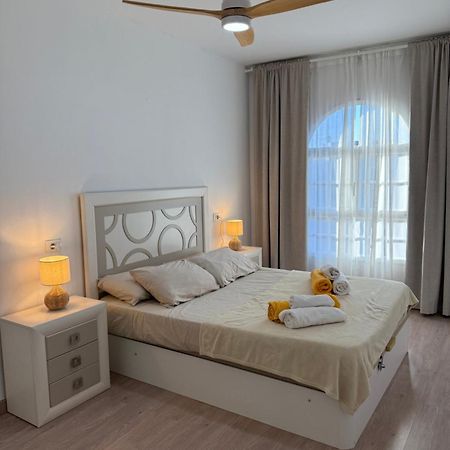 Seaside Paradise - 2 Bedroom Apartment With Ocean Views & Air Conditioning In Playa San Juan Extérieur photo