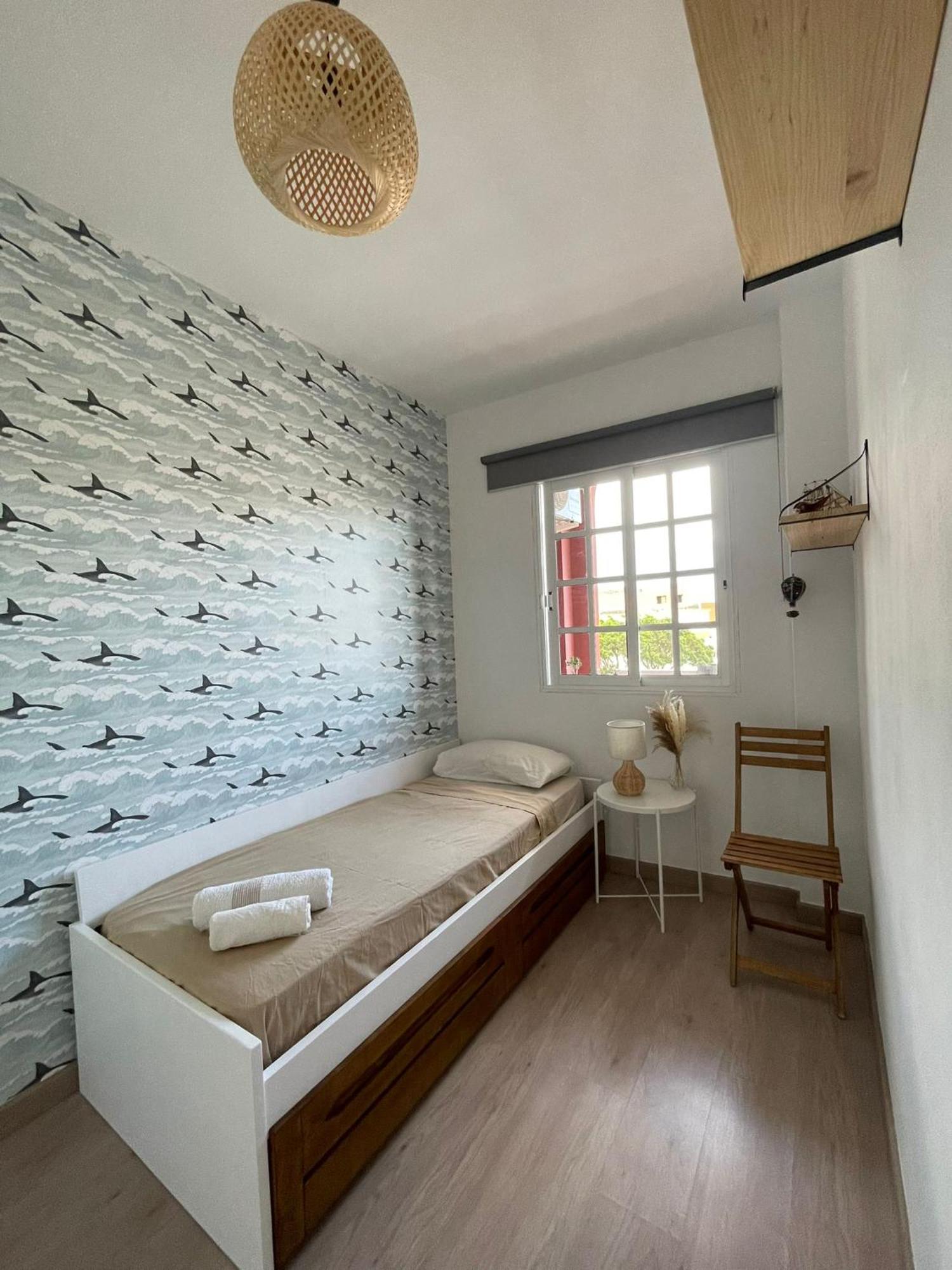Seaside Paradise - 2 Bedroom Apartment With Ocean Views & Air Conditioning In Playa San Juan Extérieur photo