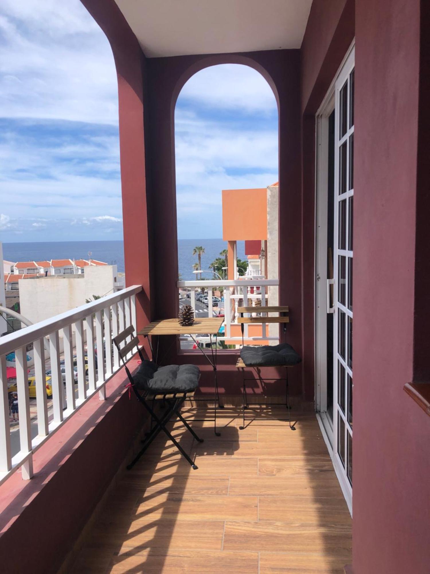 Seaside Paradise - 2 Bedroom Apartment With Ocean Views & Air Conditioning In Playa San Juan Extérieur photo