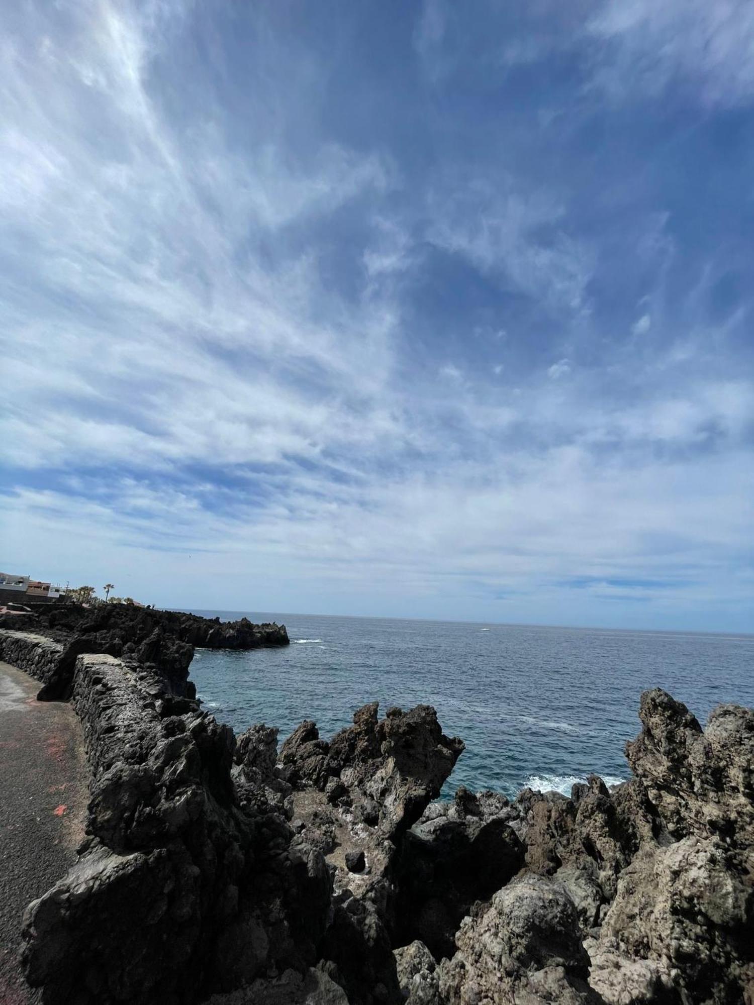 Seaside Paradise - 2 Bedroom Apartment With Ocean Views & Air Conditioning In Playa San Juan Extérieur photo