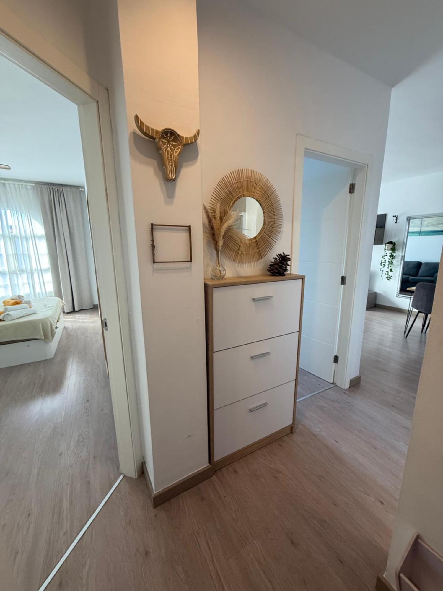 Seaside Paradise - 2 Bedroom Apartment With Ocean Views & Air Conditioning In Playa San Juan Extérieur photo